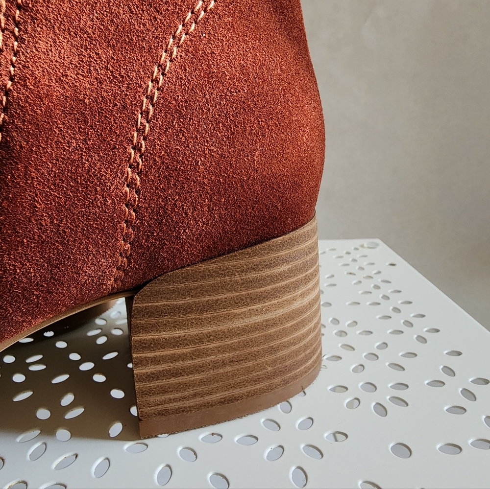 Lucky Brand Burgundy Brown Suede Zip-up Ankle Boots Sz 9 - Picture 11 of 13